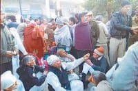 notebandi, kosali-rewari, road, jam, out side, bank