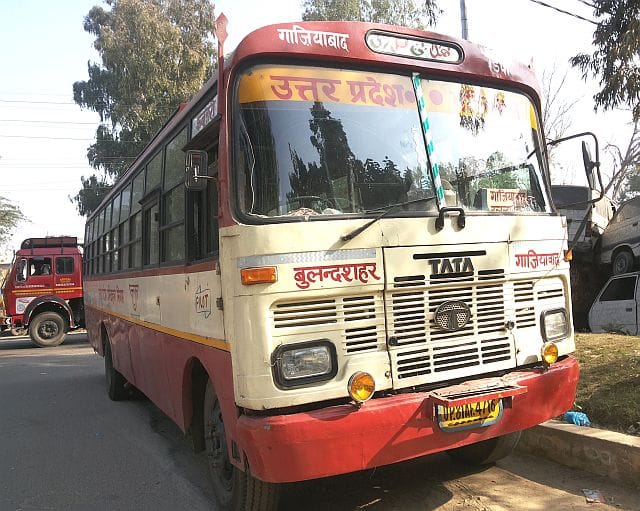 Mobile Shop Operator roadways bus collision killed