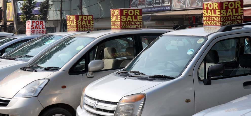 Used cars buisness is slow Notbandi can not find buyer