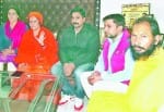 पत्रकारों से वार्ता करती साध्वी प्राची