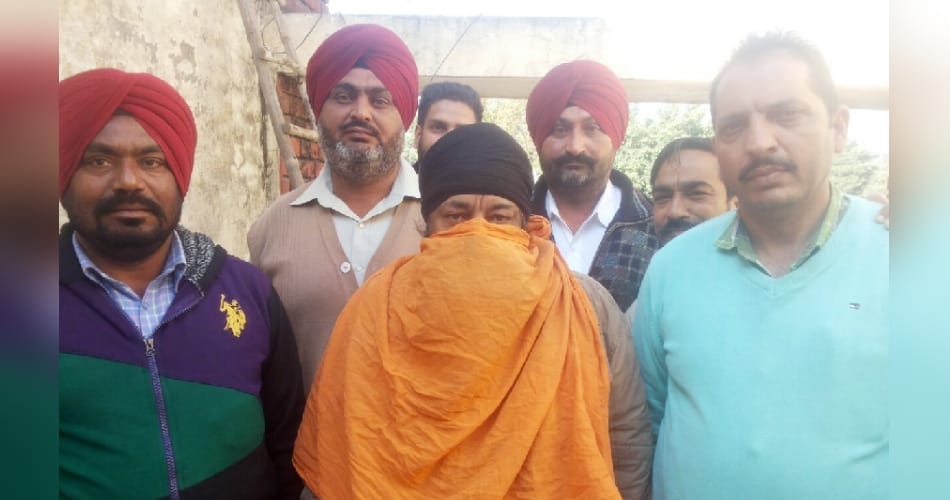 patwari arrested patwari arrested, bribe, taking bribe ,arrested by vigilance