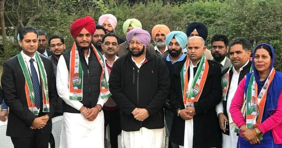 Akali MP Gubaya family joined Congress in the presence of amarinder singh