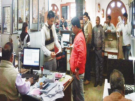 Light does queues at the counters of banks