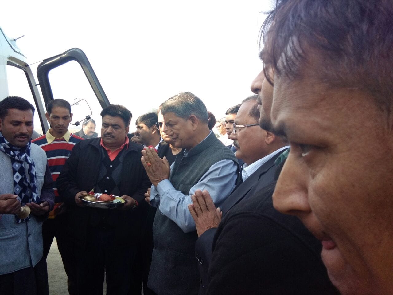 air service from dehradun to naini saini