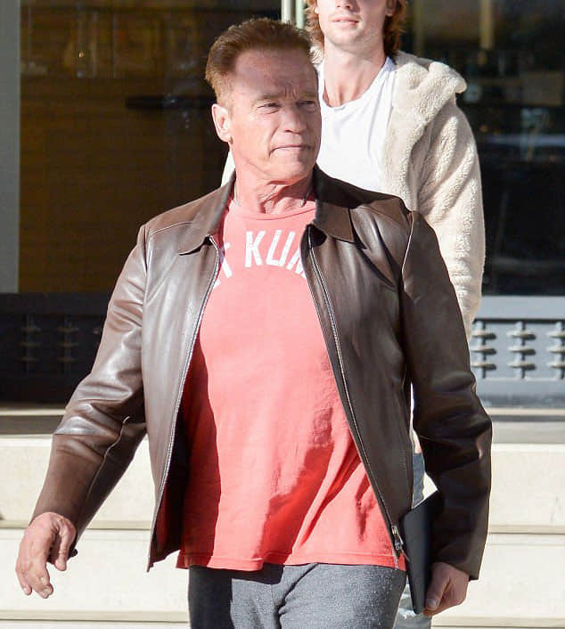 I throw up when I look at myself in the mirror: Arnold