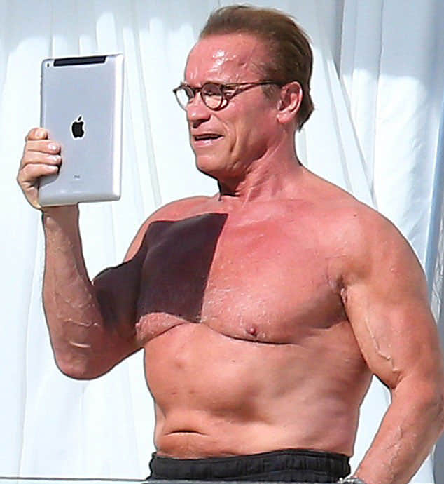 I throw up when I look at myself in the mirror: Arnold