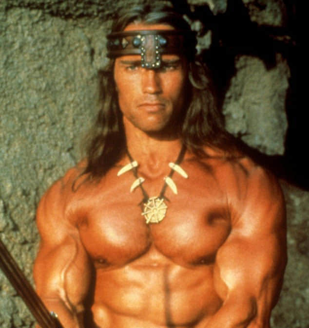 I throw up when I look at myself in the mirror: Arnold