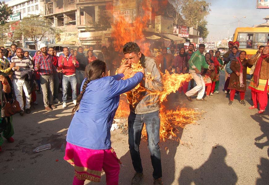 egs teacher try to burn himself at bathinda, admitted in hospital