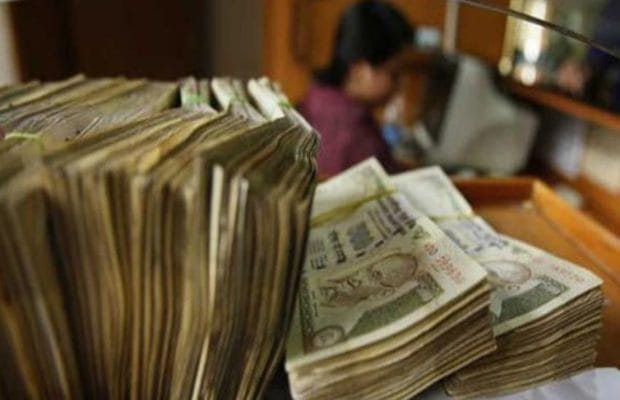 bank racket hundred and two thousand five hundred rupee note shown on the note of submission