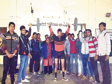 Ashish was successful in 84 kg category