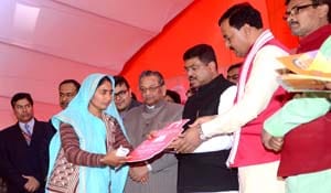 Opening banded around refinery at Allahabad