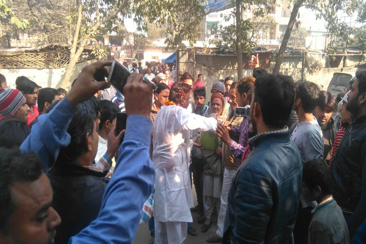 CO Office of attempted self-immolation in front of the young man