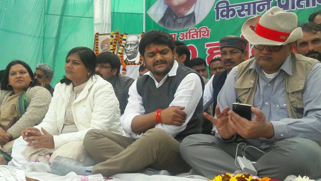 hardik patel speaks against pm modi in lucknow