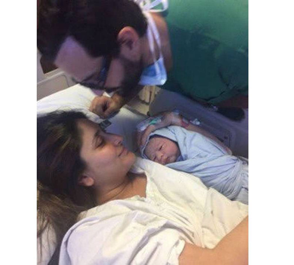 aif Ali Khan Picture With Kareena Kapoor And His Son Taimur Ali Khan