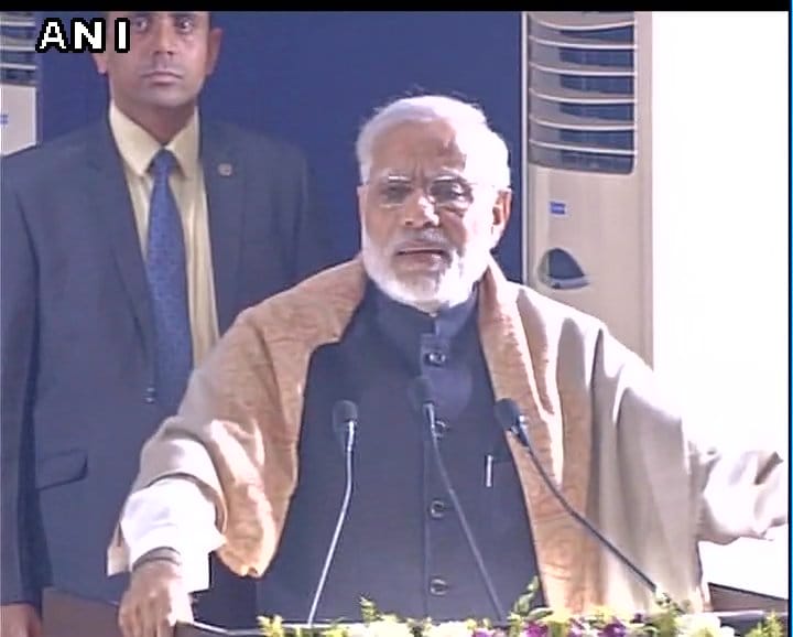 Pm Modi attacked on Rahul gandhi