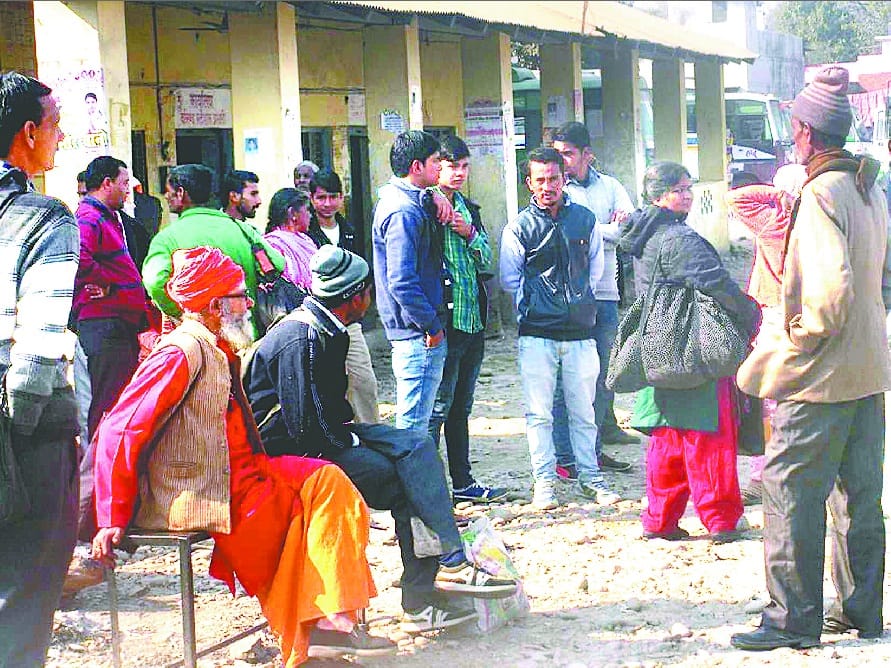  he second day was also disrupted the operation of private buses 