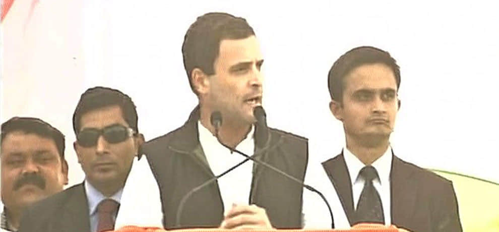 rahul gandhi facing problem to entice public