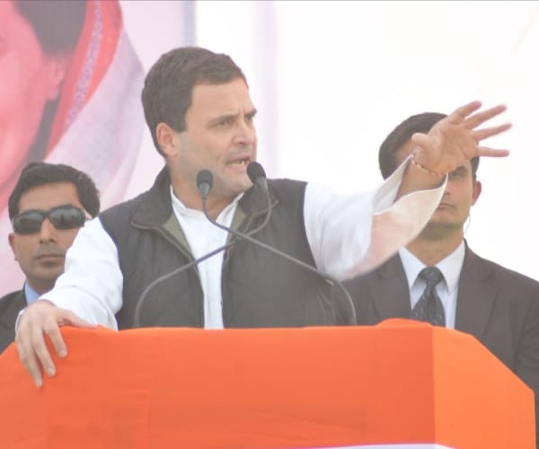 PM modi attacks on rahul gandhi