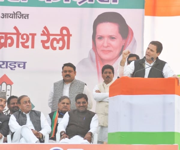 PM modi attacks on rahul gandhi