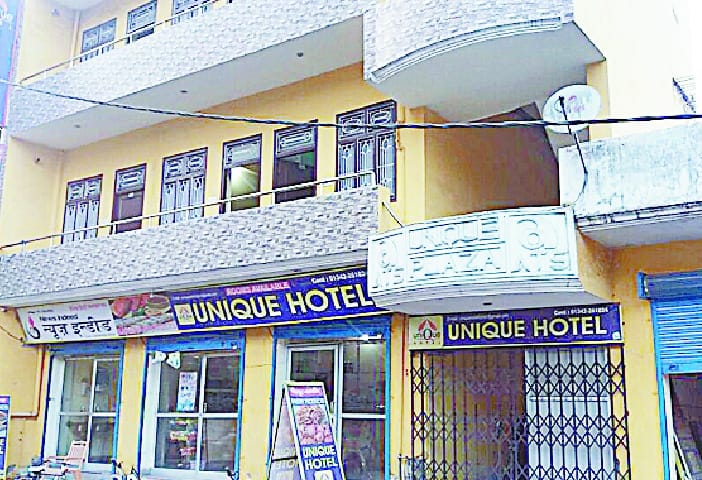 Unique hotel in the town seal