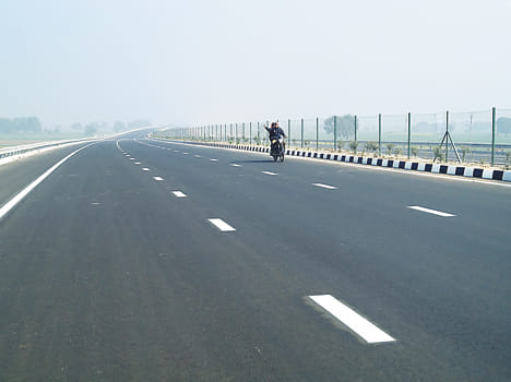 Agra-Lucknow expressway start navigation