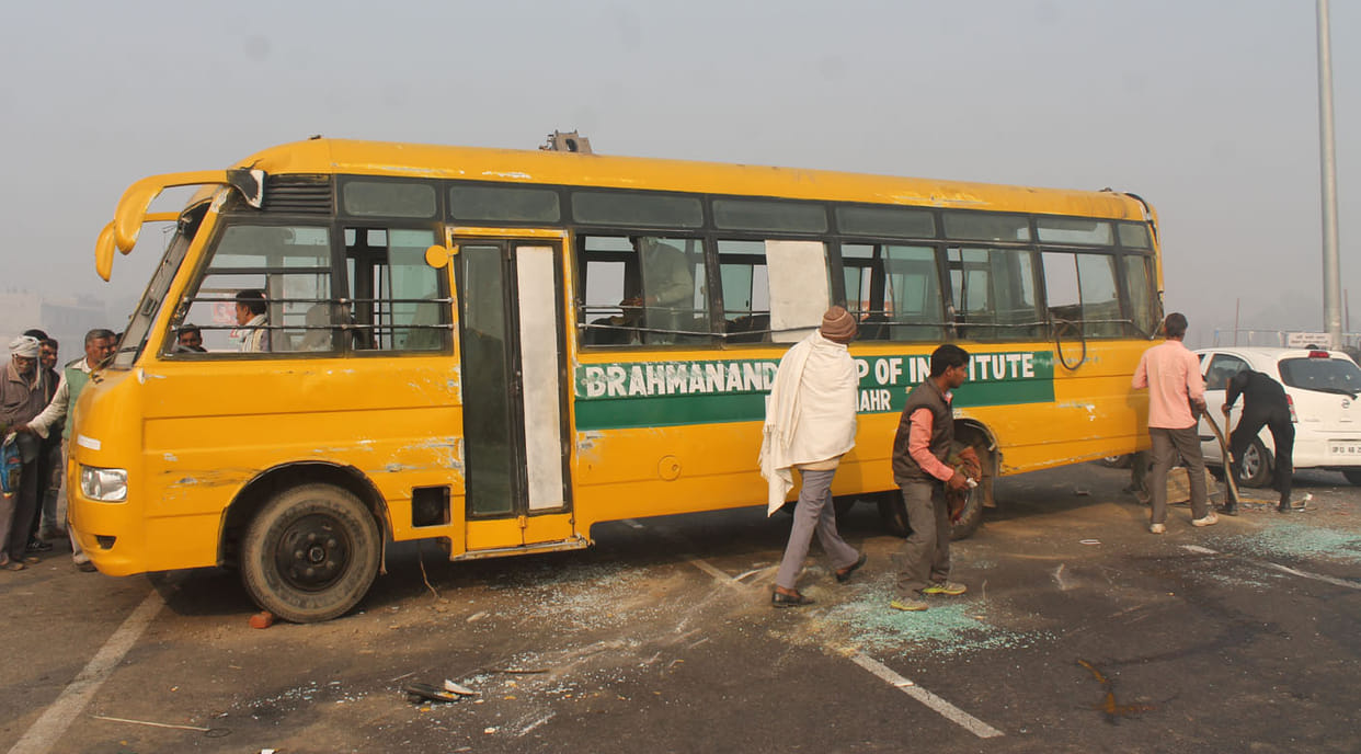 Roadways in the school bus collision killed, 17 injured