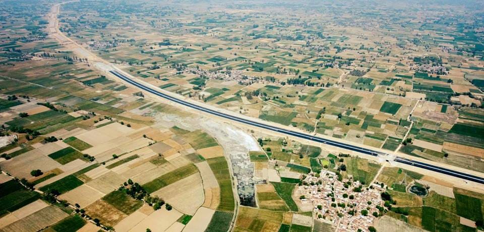 lucknow agra expressway opens for common public