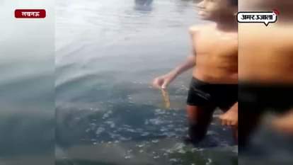 1000-500 old currency found in sewar