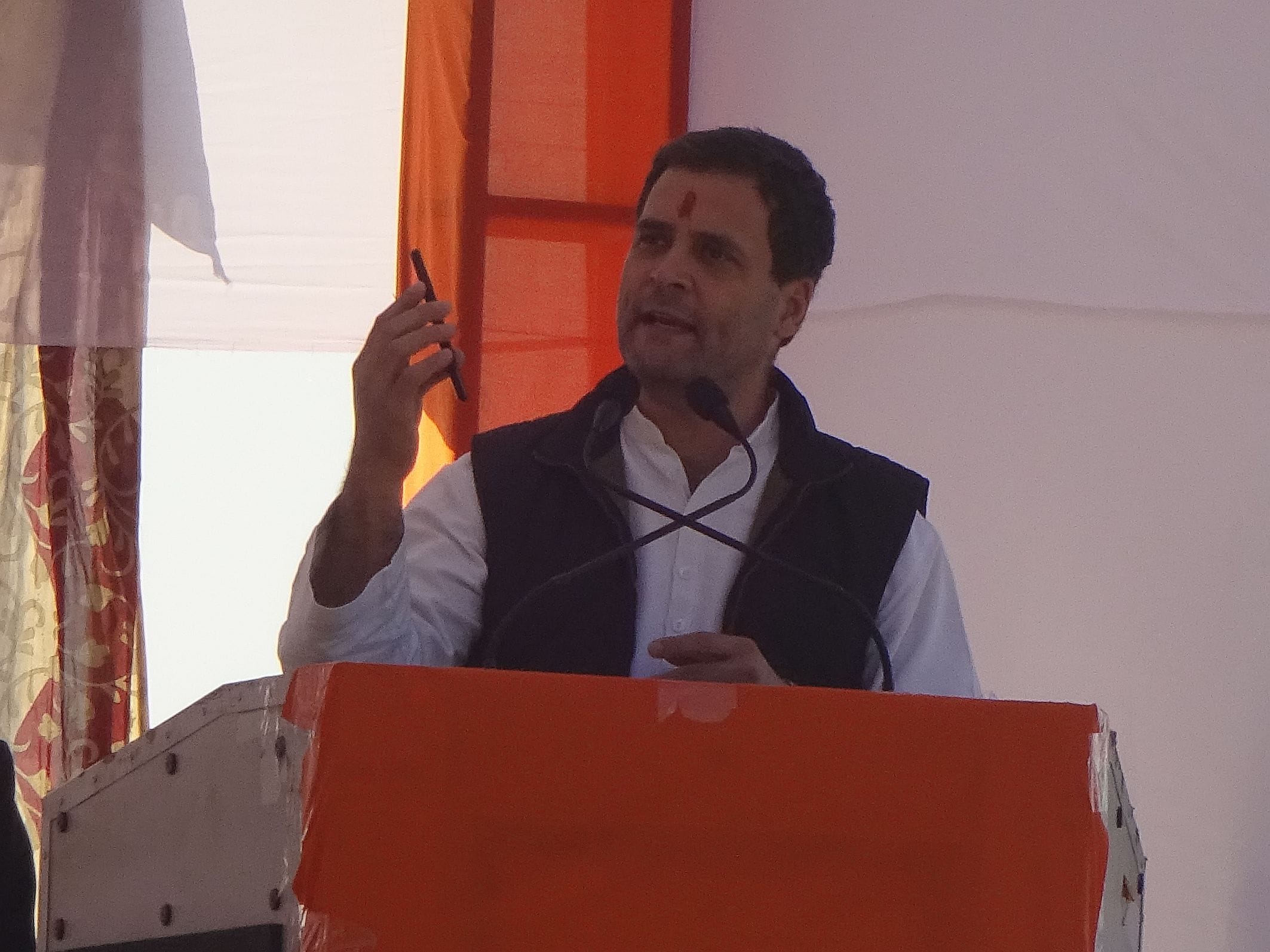 rahul gandhi almora rally photos.