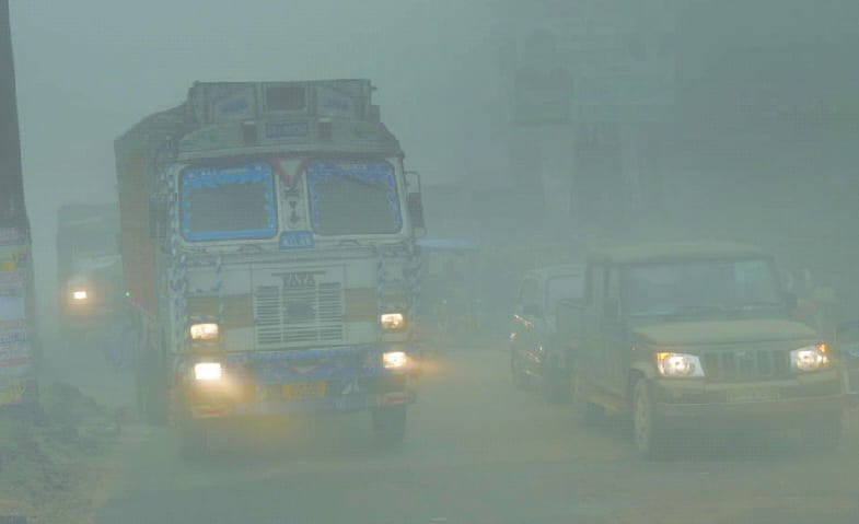 Wrapped in a blanket of fog District, ceased for the speed of vehicles