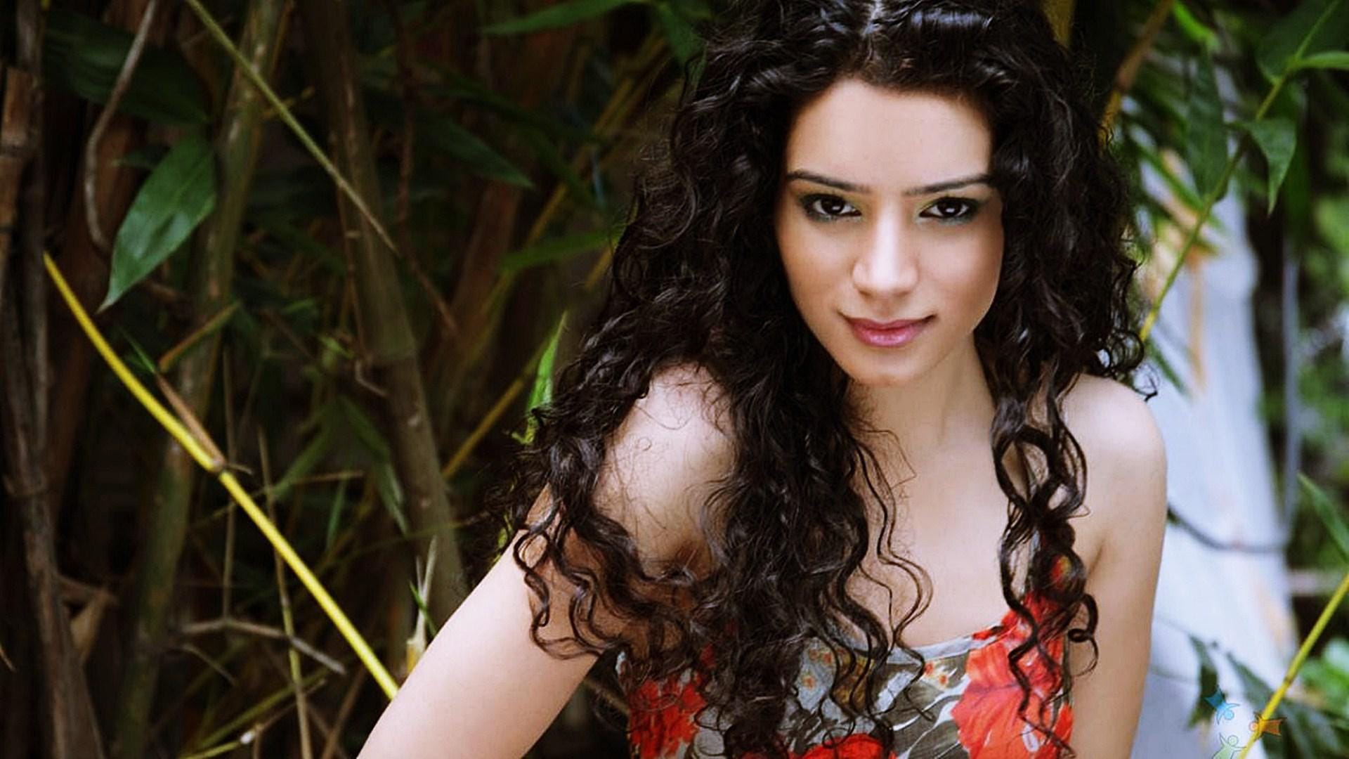 sukirti kandpal mother have lord hanuman gift