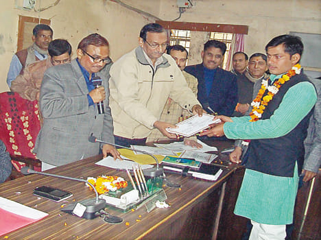 Farmers honored with certificates