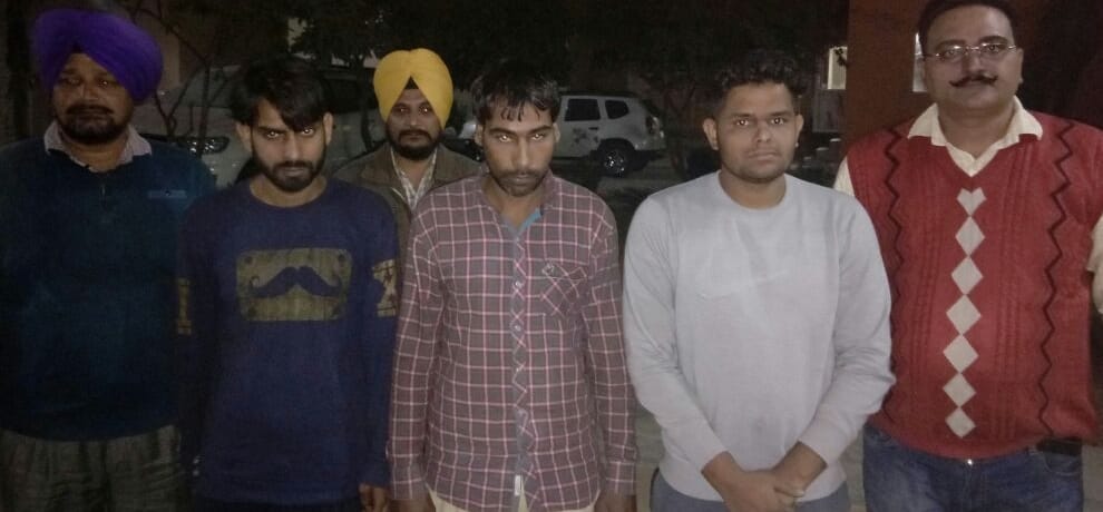 They print 2000 new note in printer, arrested with fake currency and heroin 