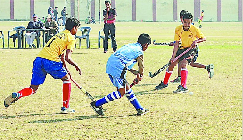 Jai Hind in hockey, football DAV victorious