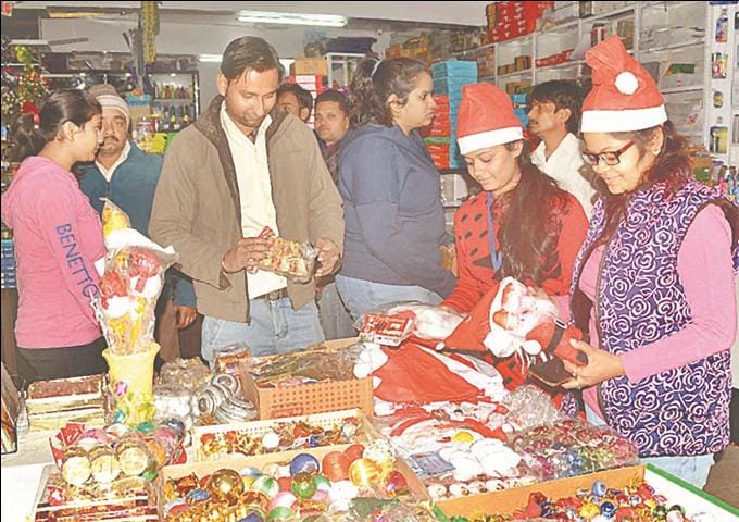Messiah be born of humanity, illuminating the church and the market