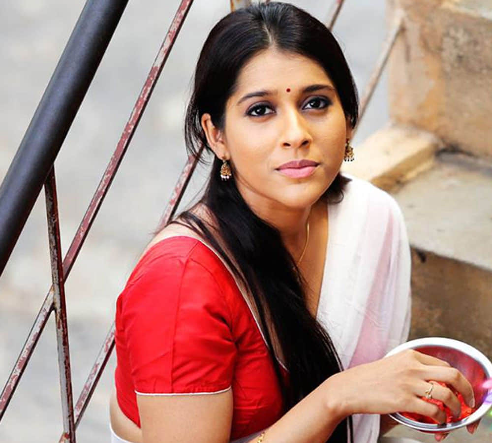 rape attempt with telugu actress rashmi gautam