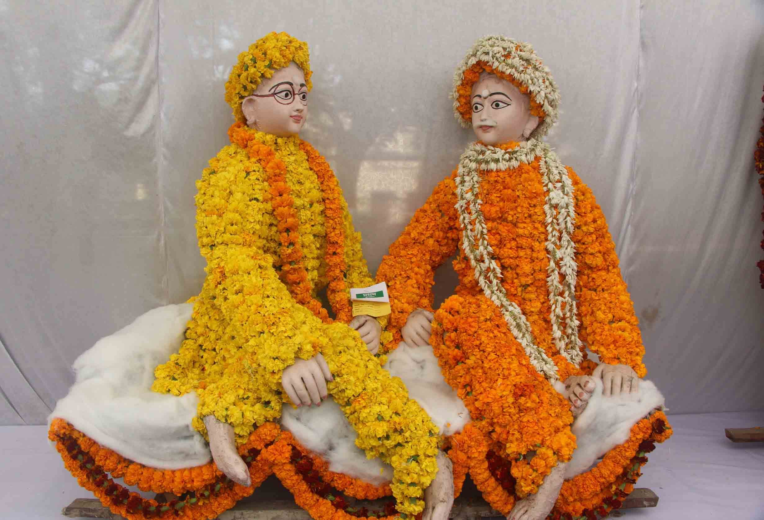 on the occasion of malviya jayanti bhu campus decorated with flower and deep