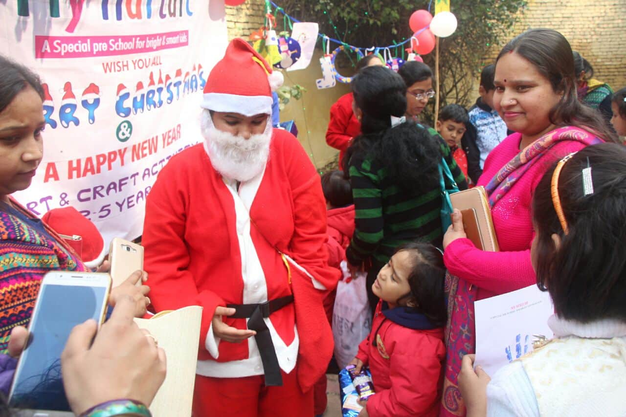 happy christmas celebration in varanasi