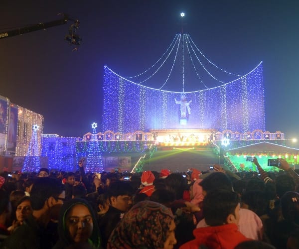 People celebrate christmas in Lucknow.