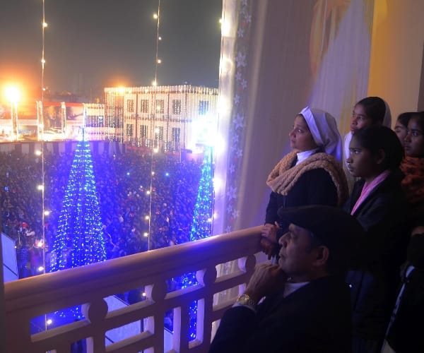 People celebrate christmas in Lucknow.