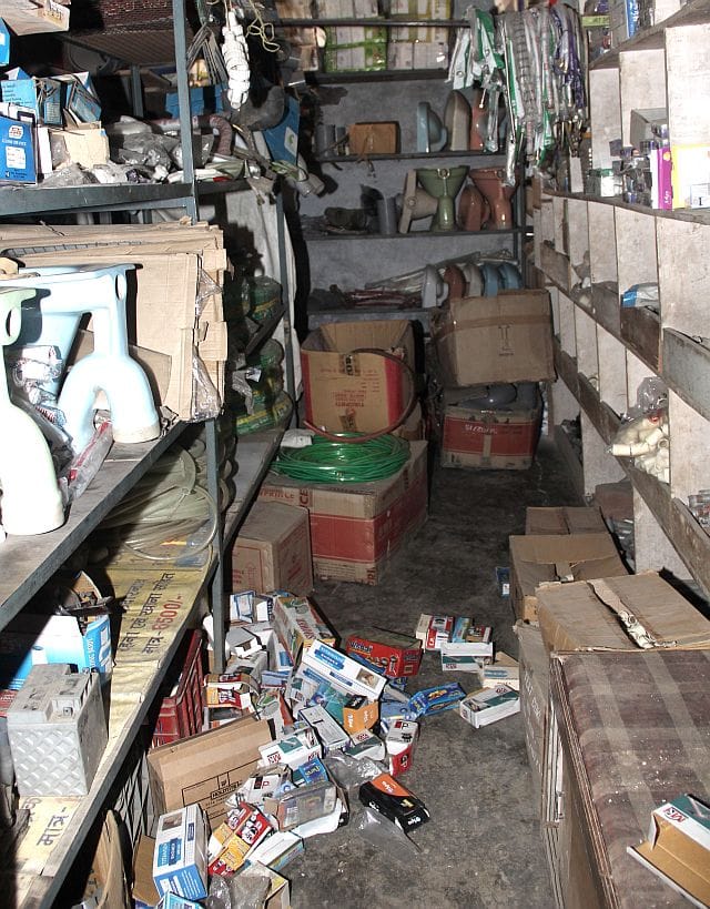 Sanitary Kuml shop wall to steal millions