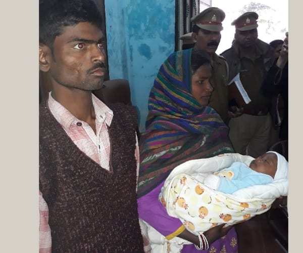 A builder's wife kidnapped a child.