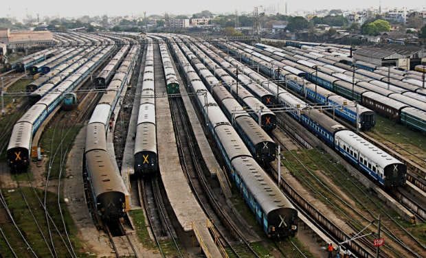 central kanpur platform long  