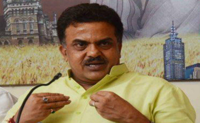 Sanjay Nirupam sent the resignation letter to the party a day before bmc result