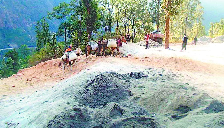 Authorities have seized 20 cubic meters of sand