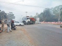 fatehabad, fog, heavy fog, officer lose for his attention, fatehabad,  harayana