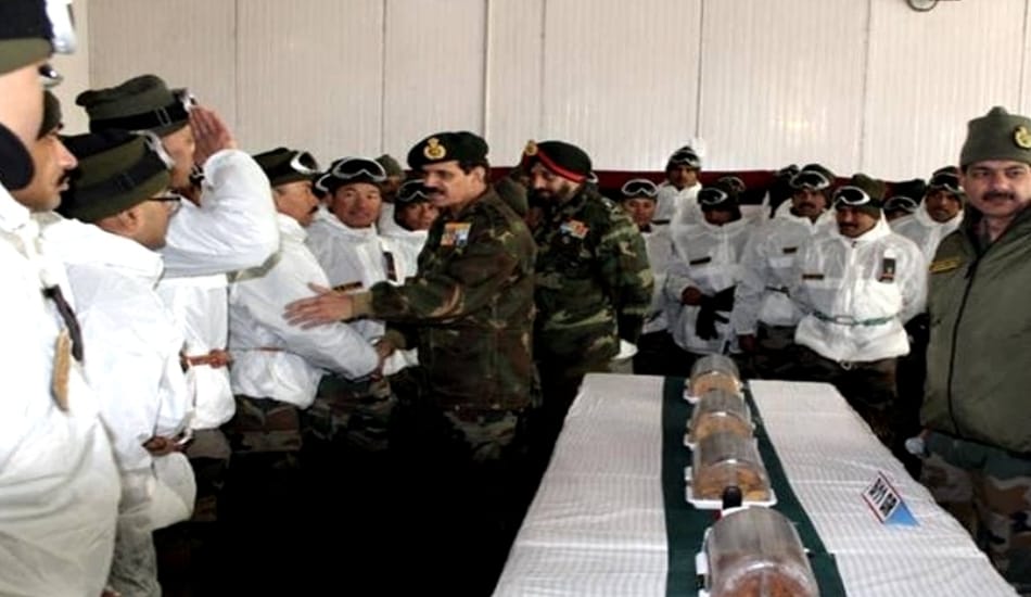 ARMY CHIEF DALBEER SUHAG VISITED SIACHIN