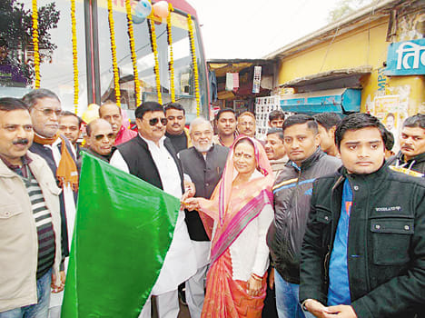 Now conch direct bus to Lucknow