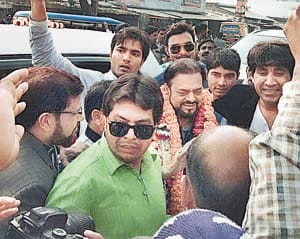 abu azmi bad coomment to political parties