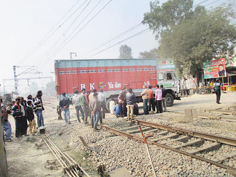 Unnao, Lucknow, Kanpur and a half hours stalled railway